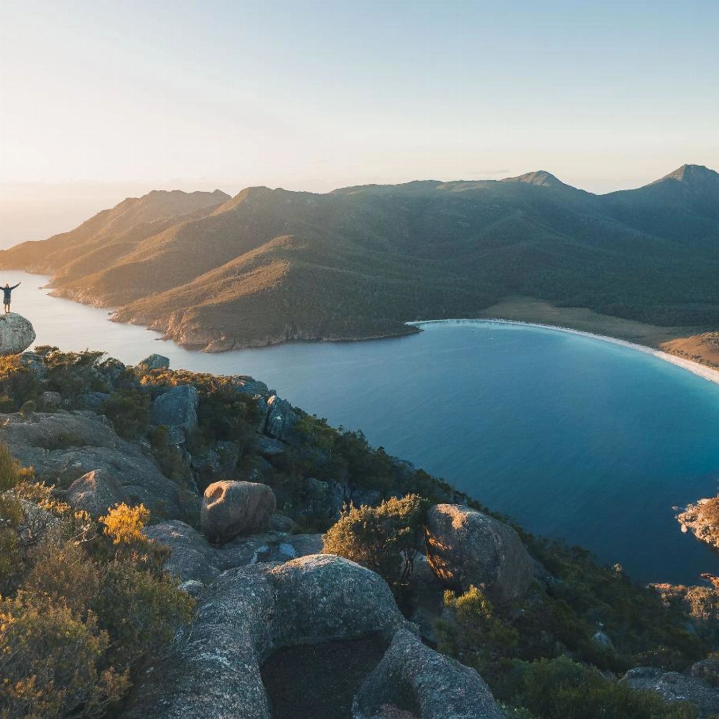 Tassie Tours 5 Day Island Icons Day Tour Bundle - Cradle Mountain, Wineglass Bay, Port Arthur, Bruny Island, and Hobart Highlights