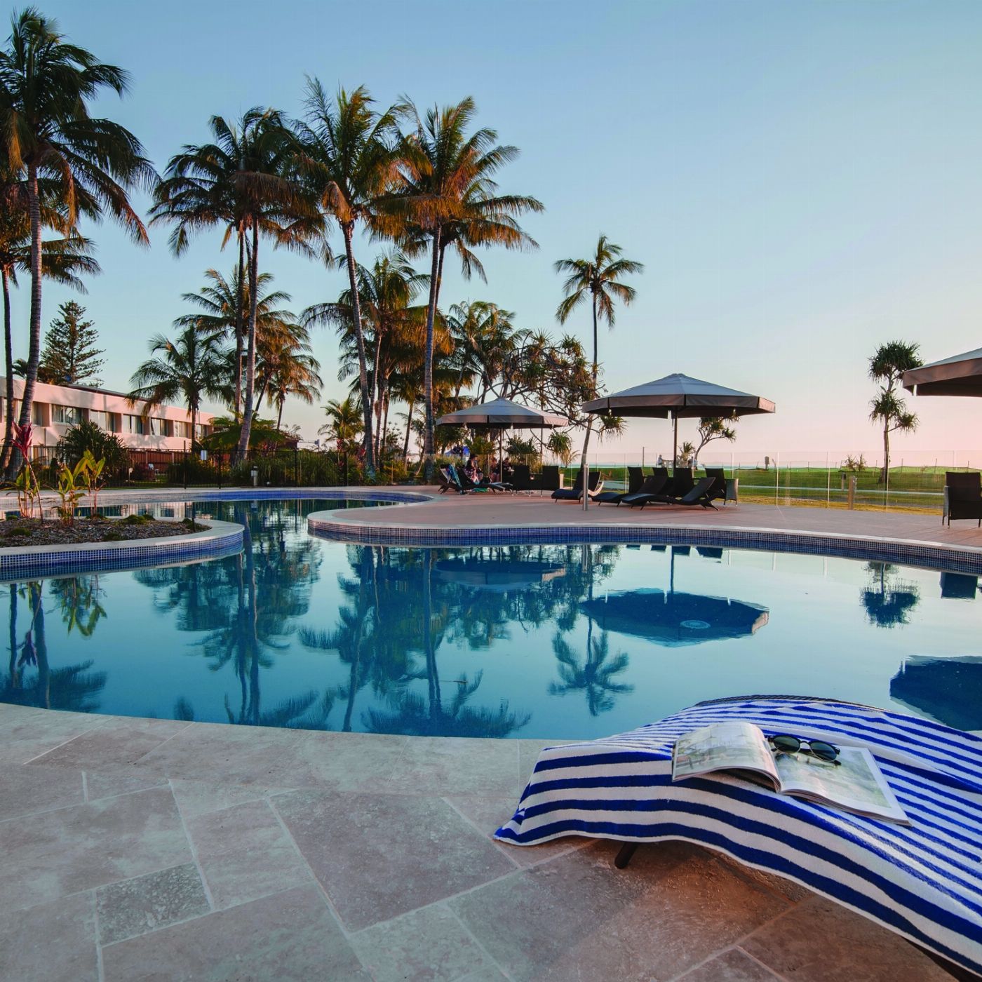 Tangalooma Island Resort Wrecked & Wild: Dolphins & Snorkel with Return Bus Transfers from Brisbane