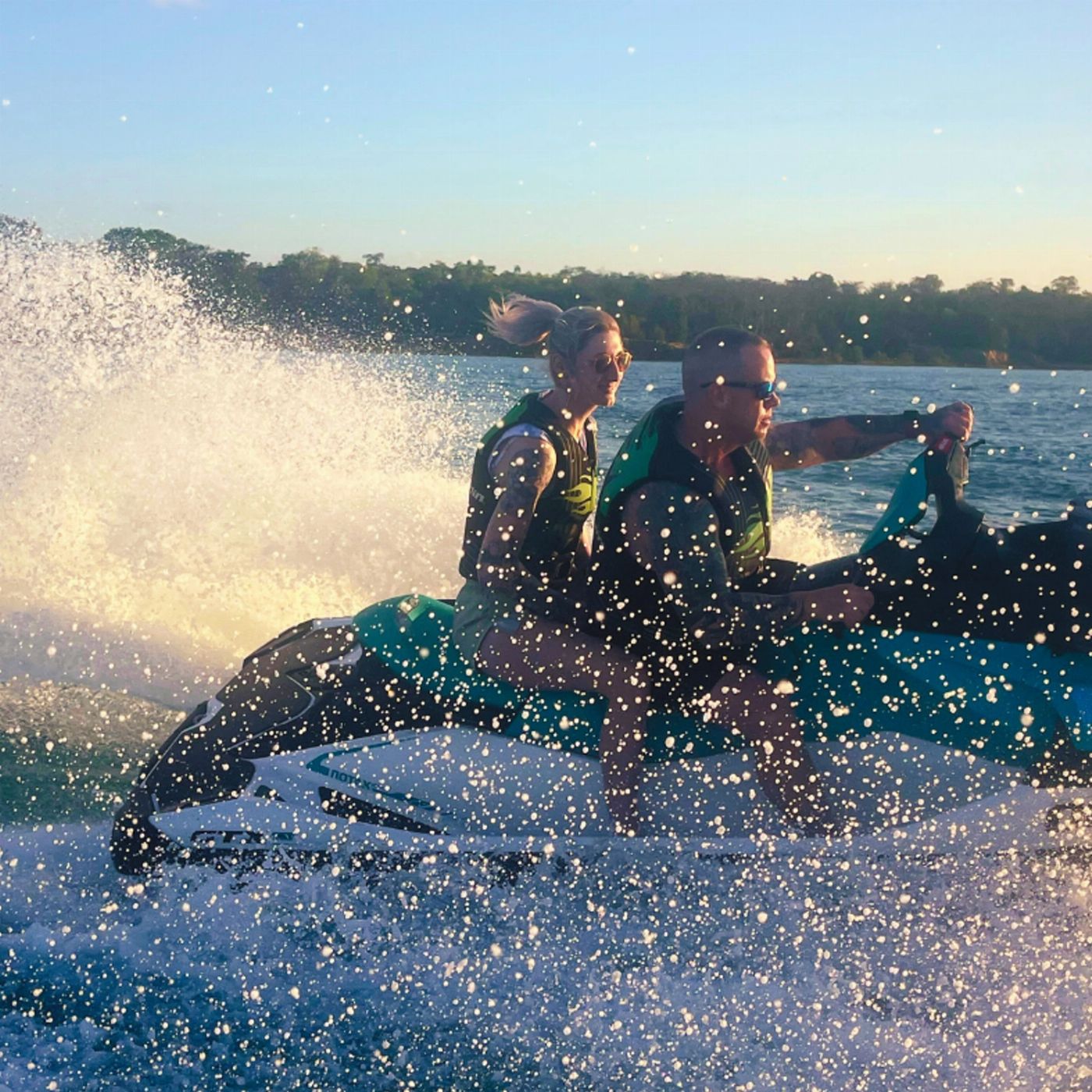 00Seven Adventures Honey Rider Sunrise Jetski Tour + Additional Passenger
