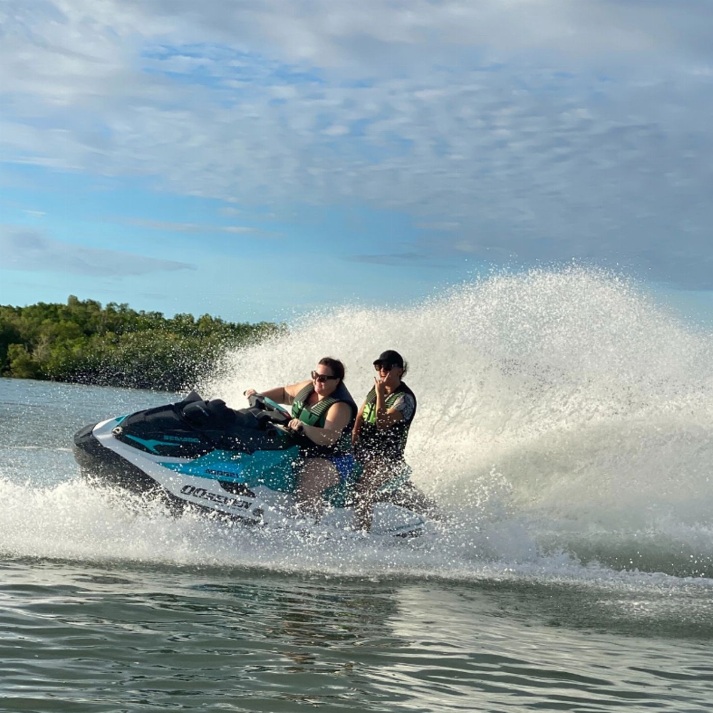00Seven Adventures Honey Rider Sunrise Jetski Tour + Additional Passenger