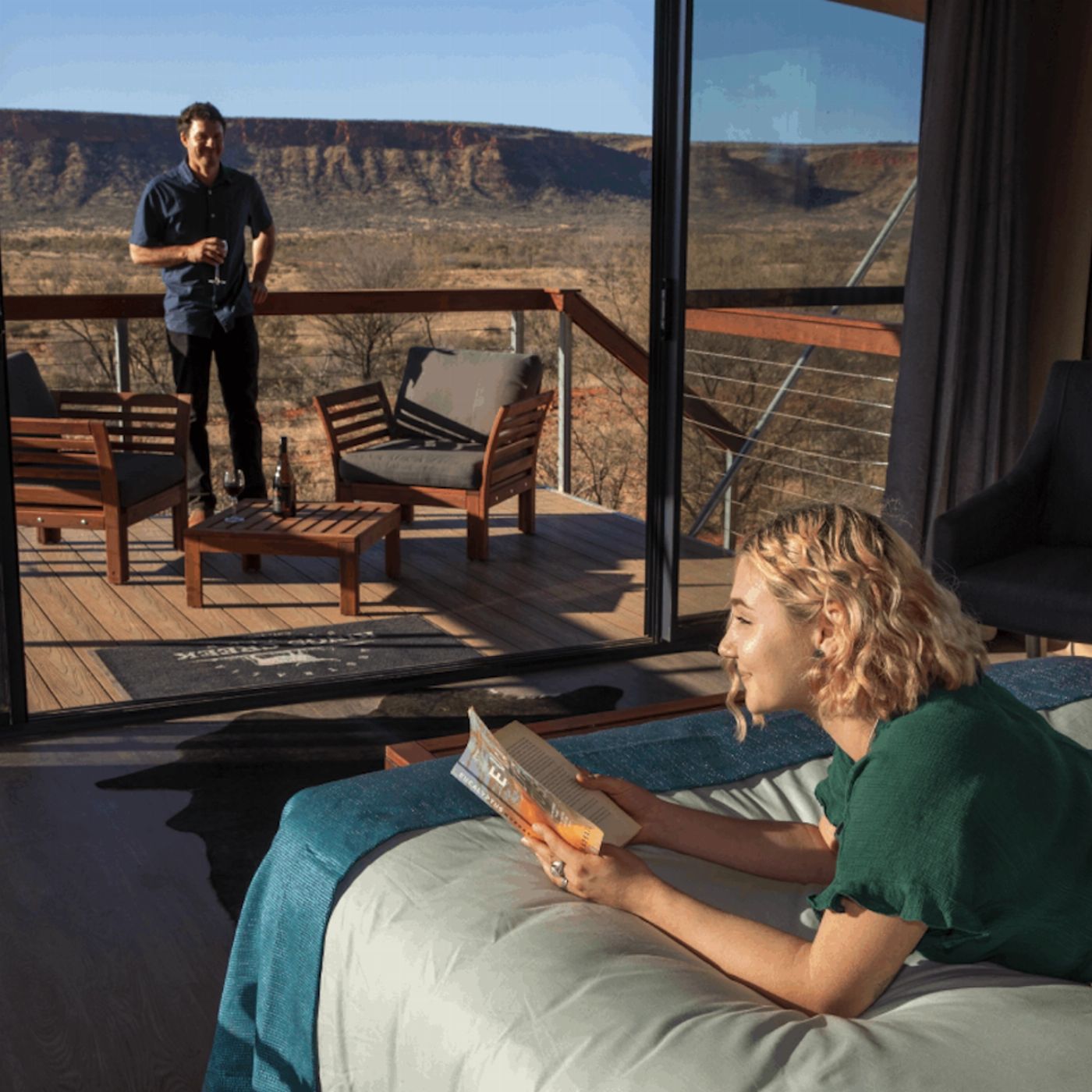 Discovery Tours Uluru, Kata Tjuta, Kings Canyon & MacDonnell Ranges 5 day Tour - Alice Springs to Alice Springs