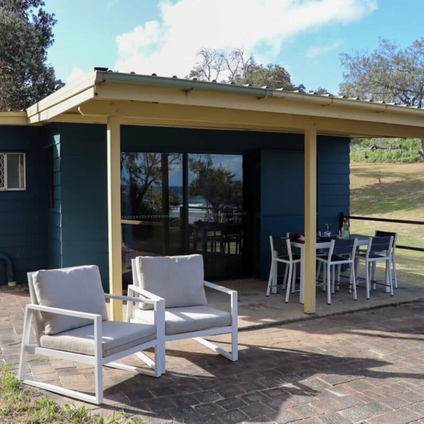 The Haven 3 Day 4WD Hire + 2 Nights Accommodation in Wongari Beach House (1 Bedroom)