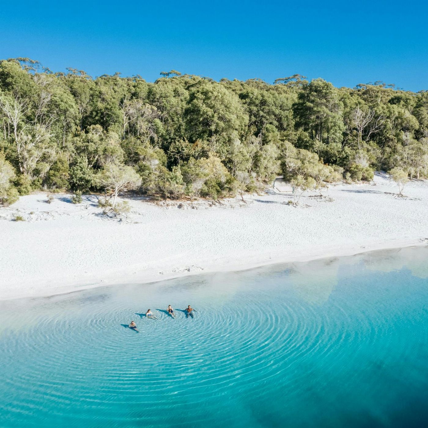 The Haven 3 Day 4WD Hire + 2 Nights Accommodation in Wongari Beach House (1 Bedroom)
