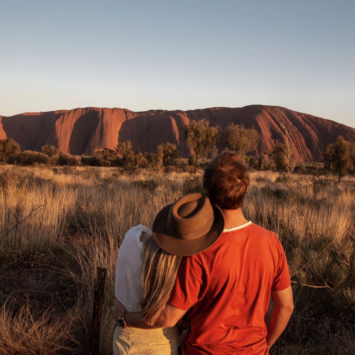 Discovery Tours Uluru, Kata Tjuta, Kings Canyon & MacDonnell Ranges 5 Day Tour - Yulara to Alice Springs