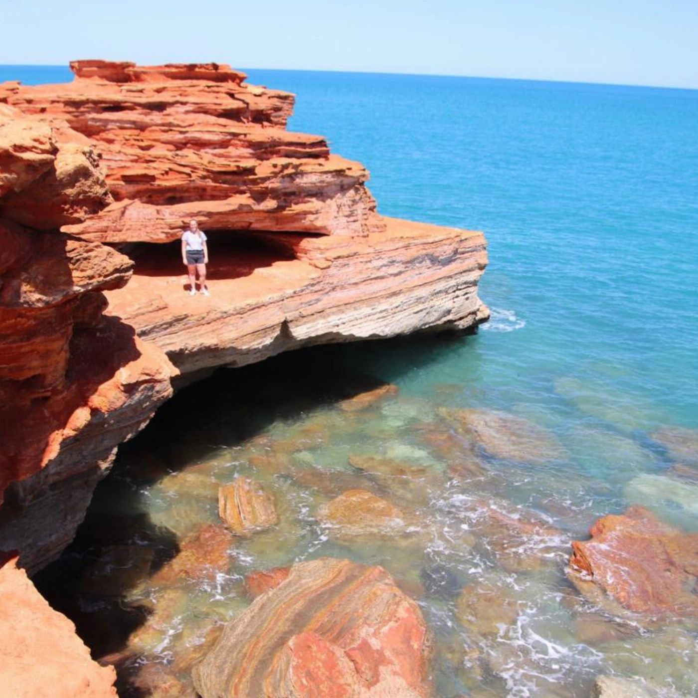 Broome And Around Bus Charters and Tours Luxury Private Broome Experience – VIP Discovery Tour - Luxury 7 Seater 4WD Vehicle