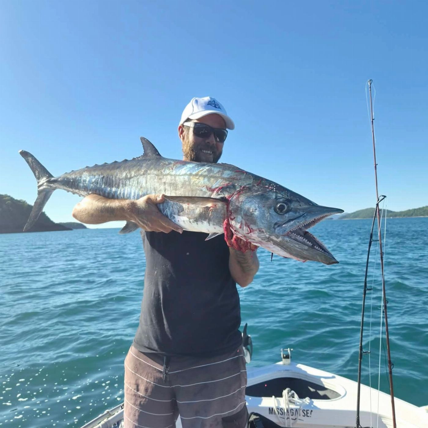 Whitsundays Fishing Guide Full Day Whitsundays Fishing - private charter (up to 3 people)
