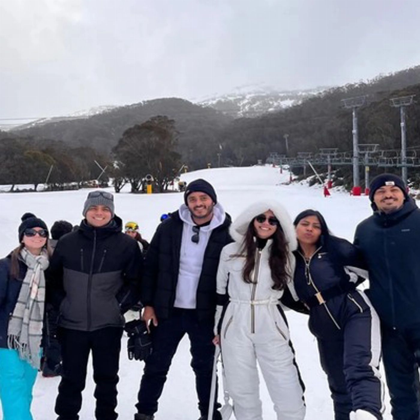 Ozia Tours 1 Day Snow Trip From Canberra