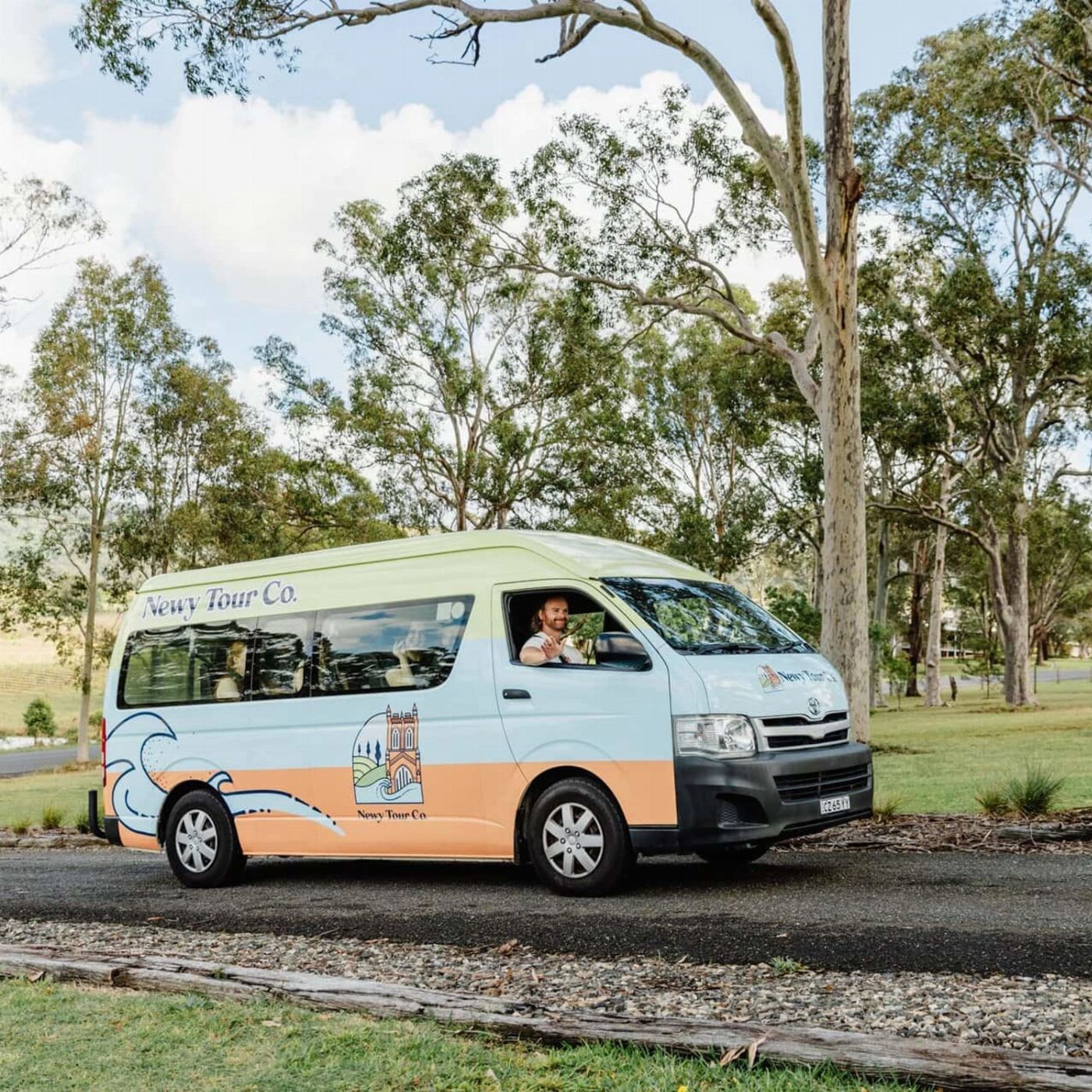 Newy Tour Co Boutique Hunter Valley Wine Tour with Local Hunter Valley Pickup