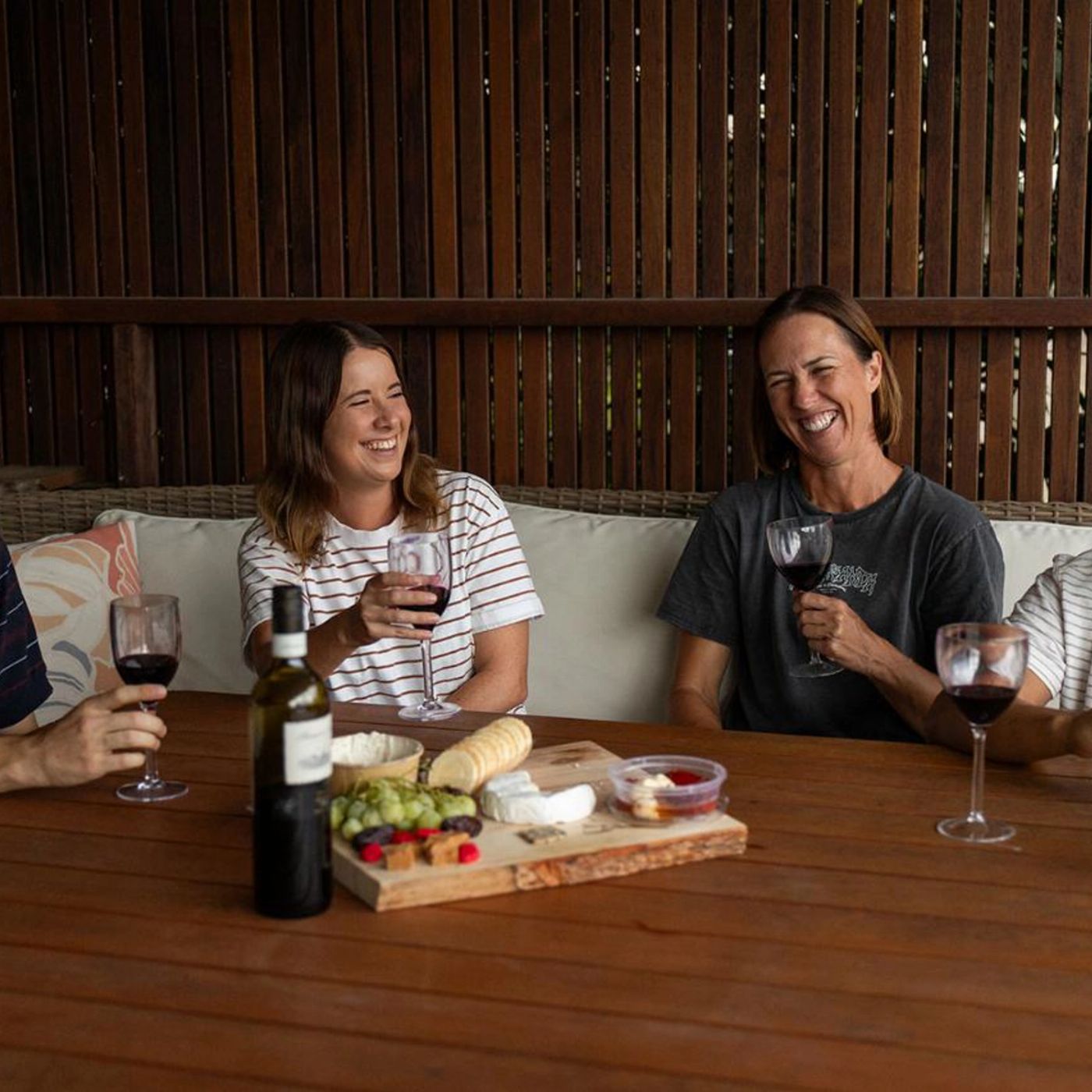 Trevena Glen Farm 4hr Farm Frolic, Wine & Dine