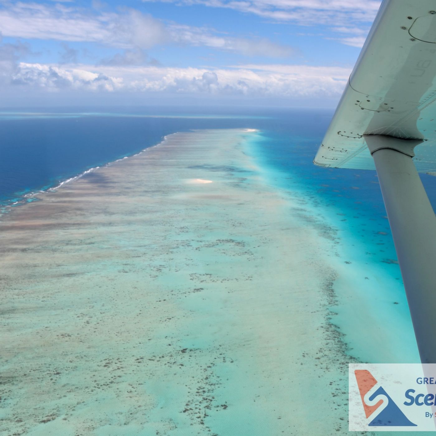 Great Barrier Reef Scenic Flights 40 Minutes Great Barrier Reef Scenic Flight with Pick Up / Drop Off