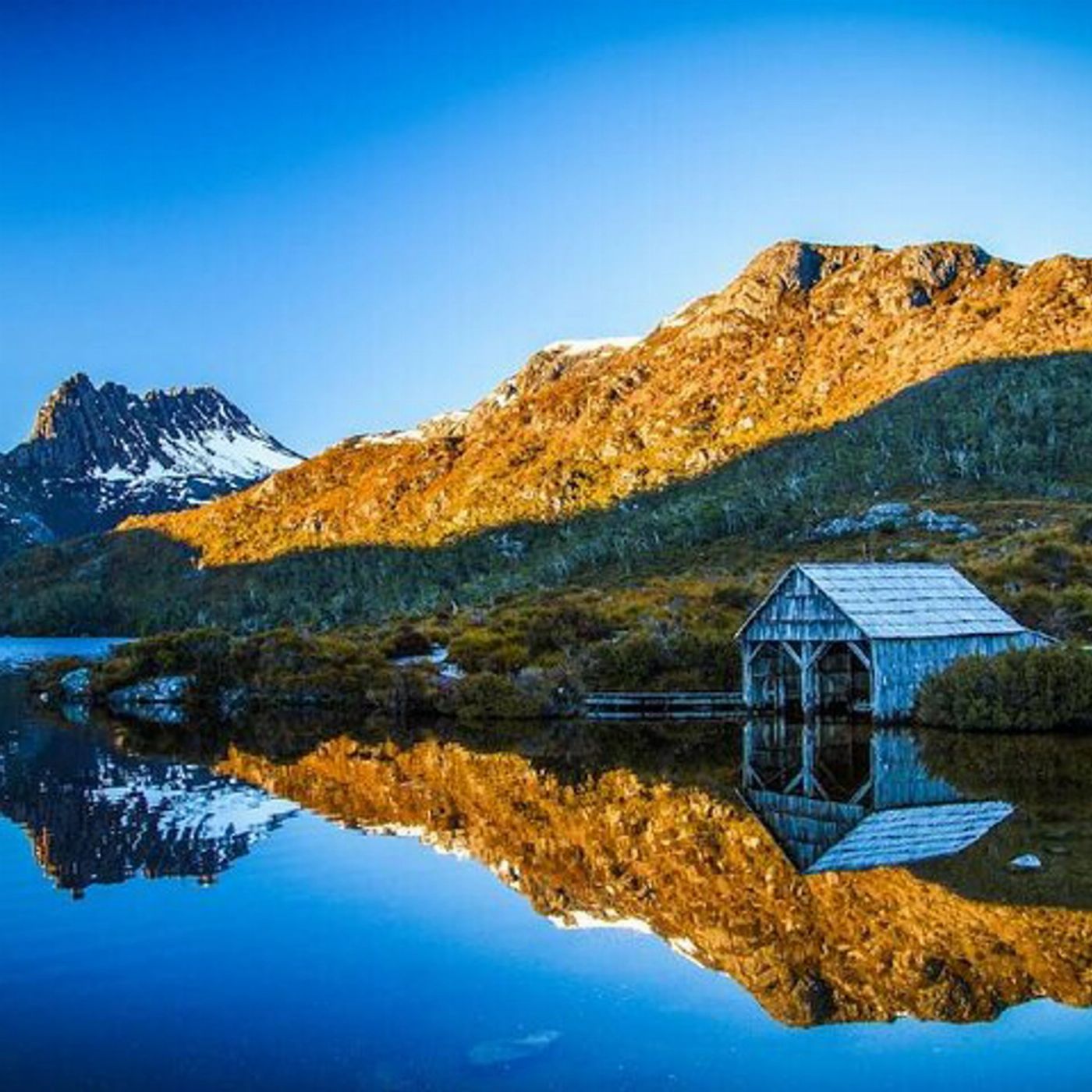 Safe Travel and Tour Services Cradle Mountain Day Tour from Launceston