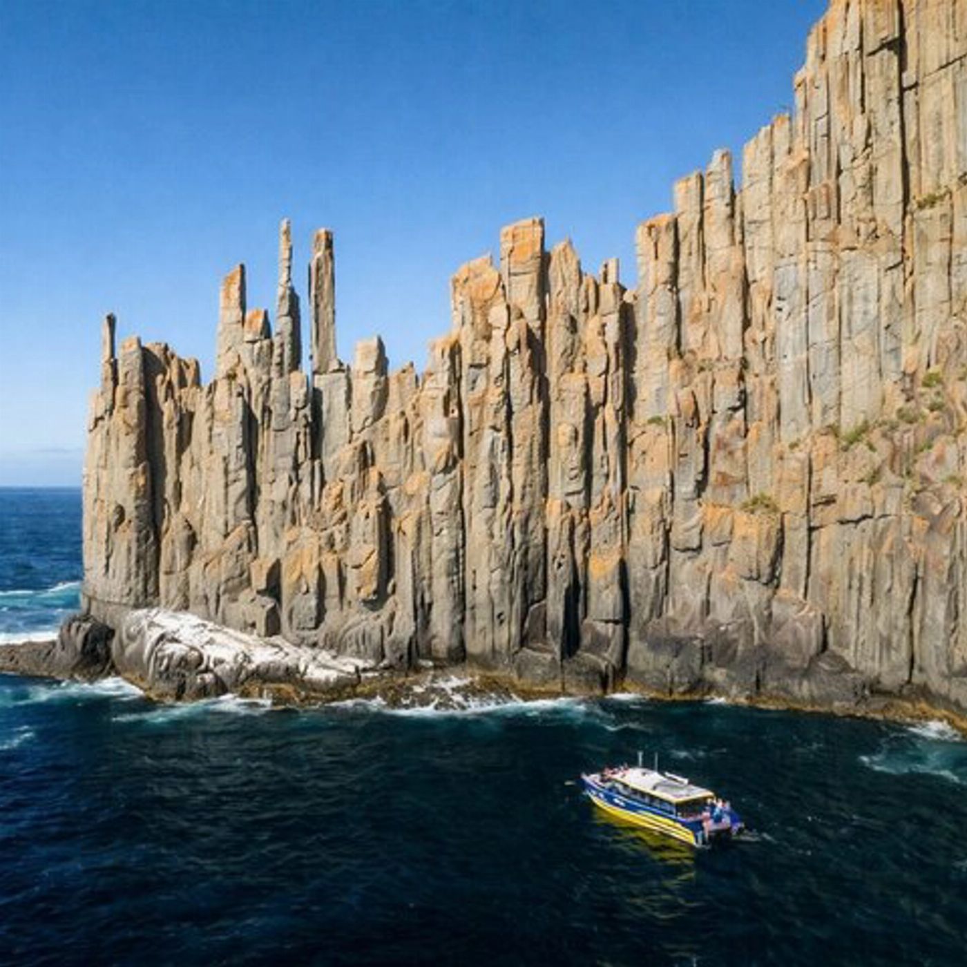 Safe Travel and Tour Services Hobart: Cape Hauy Adventure Hike - dramatic cliffs & wild beauty