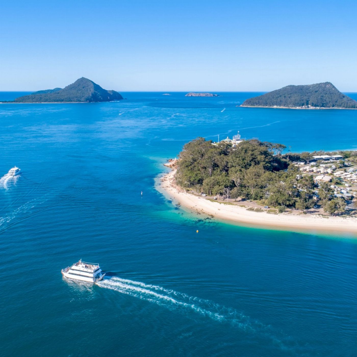 Newy Tour Co From Sydney: 3 Day Newcastle, Hunter Valley & Port Stephens Small Group Tour - Single
